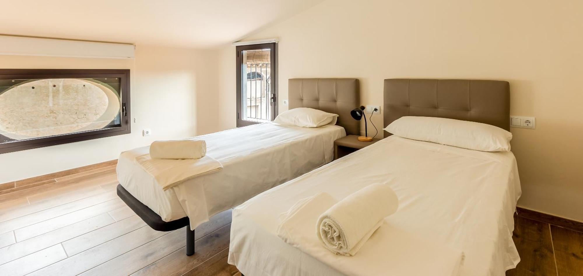 Can Cintet 3 Apartamento Con Terraza En Besalú Extérieur photo