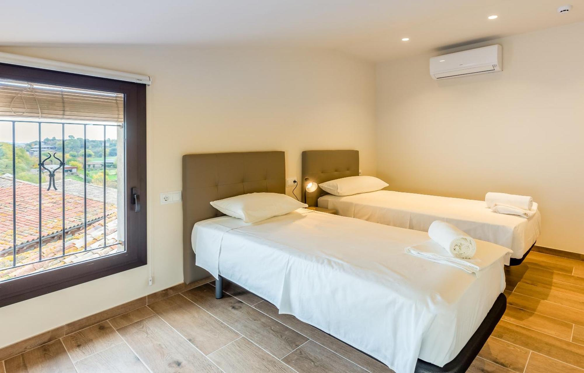Can Cintet 3 Apartamento Con Terraza En Besalú Extérieur photo